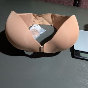Strapless Adhesive Push-Up Bra - Nude